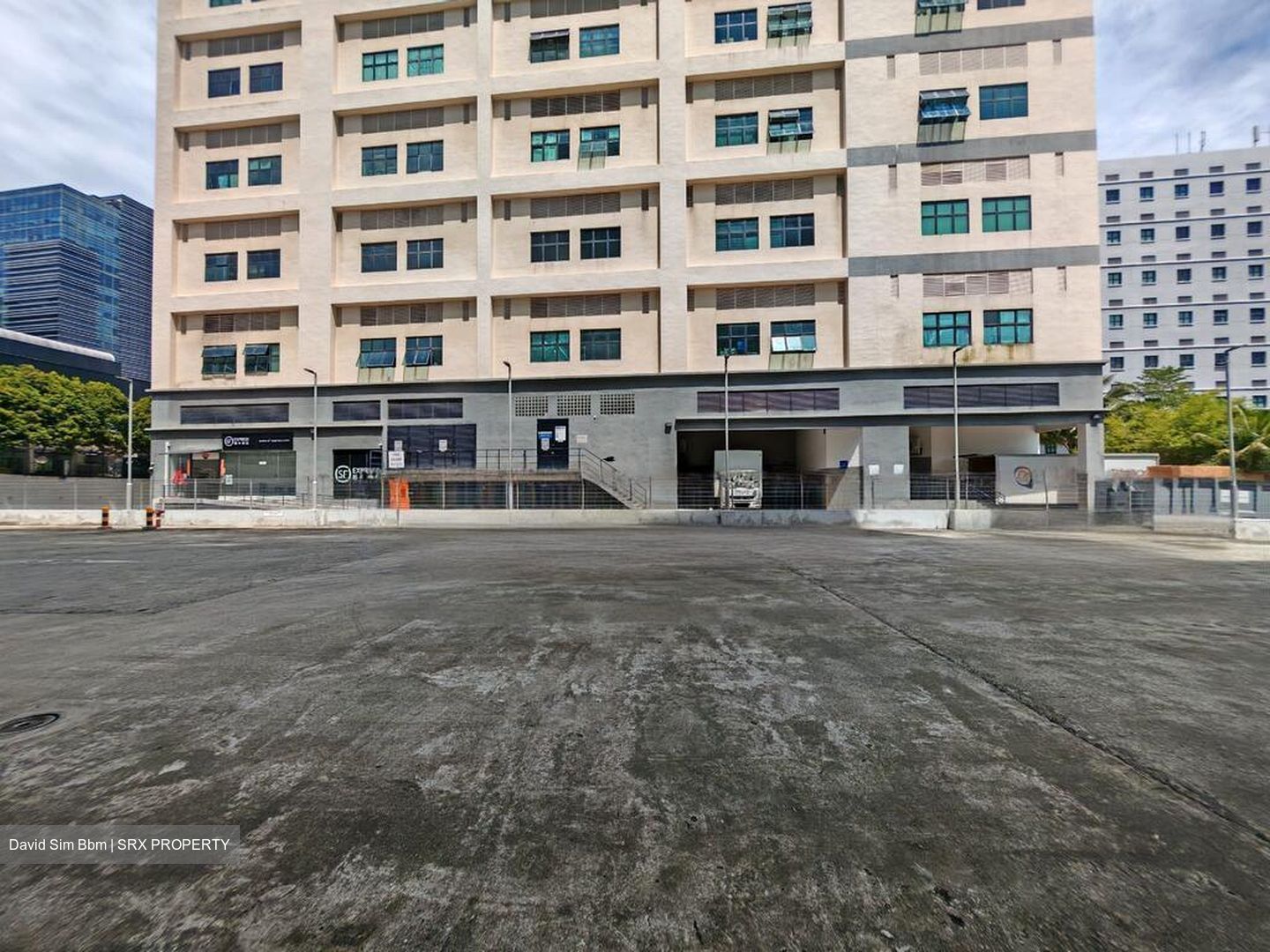 Interlocal Centre (D5), Factory #482074011